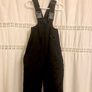 Snow overall size 4 like New Black